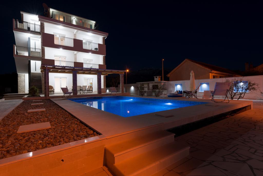 Villa Sandy Apartments تيفات المظهر الخارجي الصورة